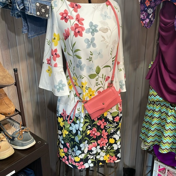 Jessica Howard Dresses & Skirts - Jessica Howard Floral Dress
